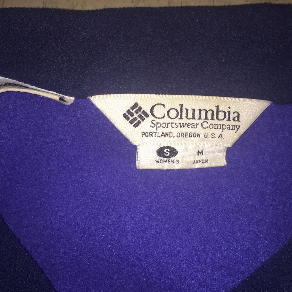 Columbia Purple Ski Jacket with High Collar and Fleece Material - Picture 8 of 8